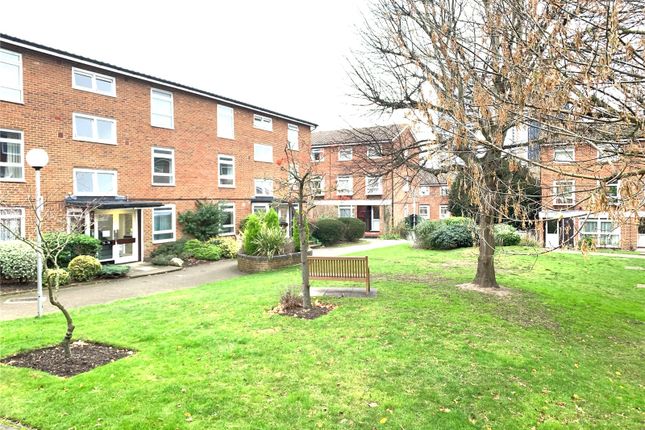 Thumbnail Flat to rent in Cotelands, Park Hill, Croydon, Surrey