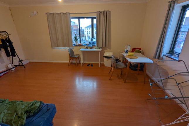 14 , Granby Court, Reading photo 4