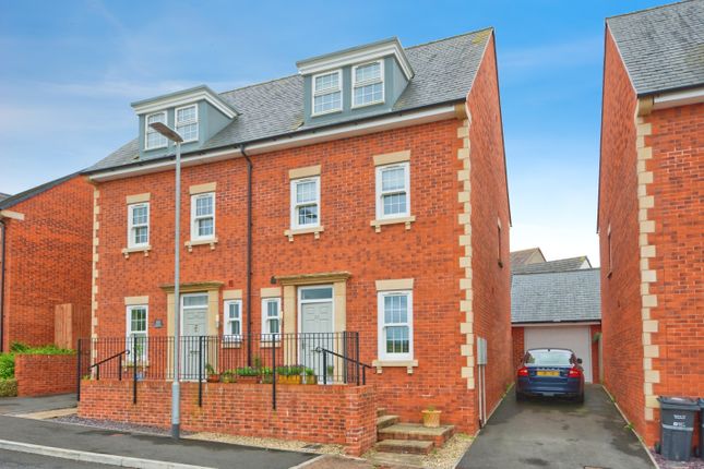 Thumbnail Town house for sale in Knight Road, Wells