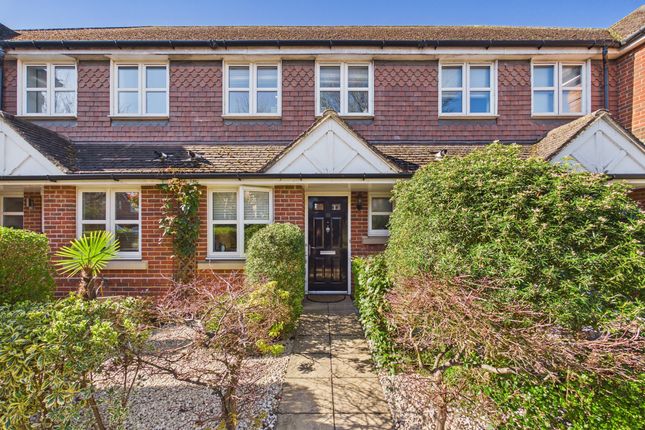 2-bed house on 20 Siareys Close, Chinnor, £375,000