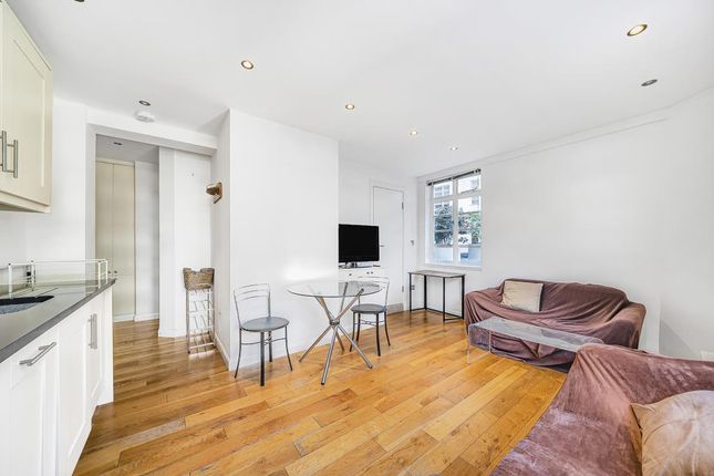 Flat to rent in Nell Gwynn House, Sloane Avenue
