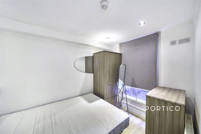 Room F, 11, Charleville Road, London photo 4