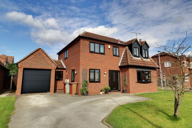 8 Carrside, Doncaster photo 2