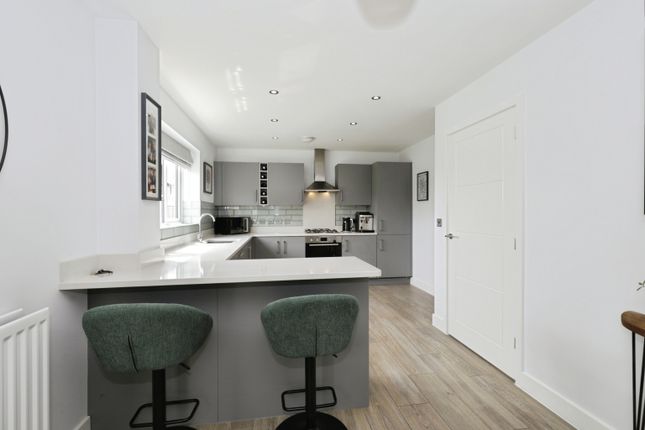 21, Gatekeeper Close, Knaresborough photo 4