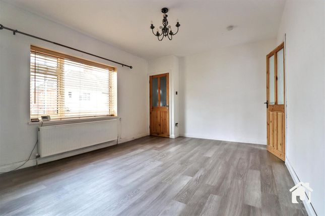 29, Birchfield Avenue, Markfield photo 4
