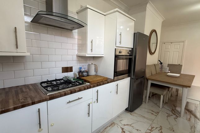 37, Albert Road, MEXBOROUGH photo 5