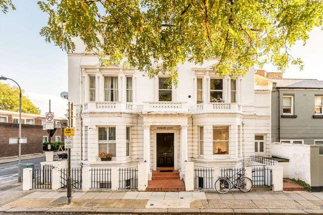 Greyhound Road, London photo 2