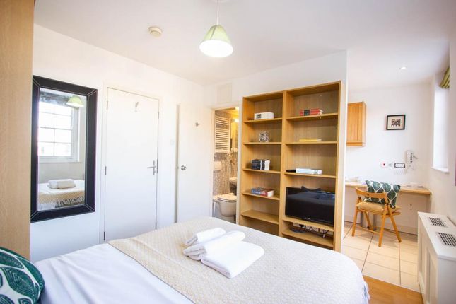 Flat 407, 192 North Gower Street, Euston photo 5