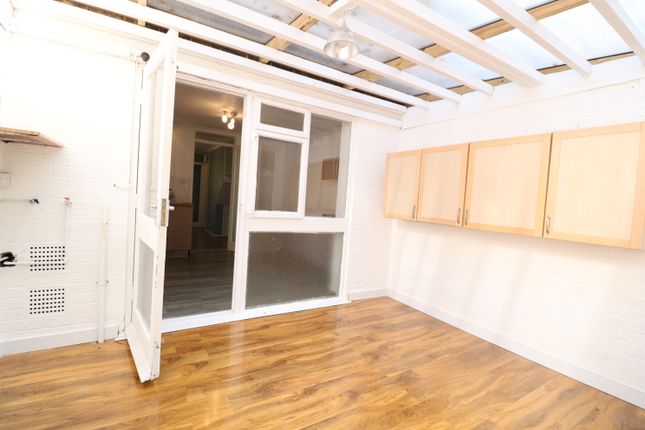 12, Copperwood, Ashford photo 5