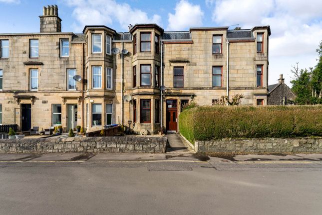 Thumbnail Flat for sale in Carlton Place, Kilmacolm