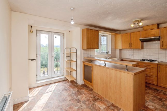 92, Waterfront Way, Walsall photo 4