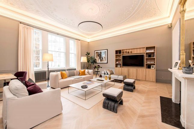Thumbnail Flat for sale in 66 Warwick Square, Pimlico, London