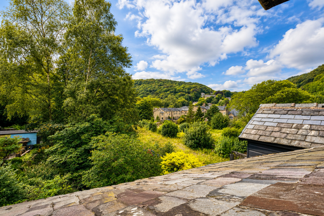7, Trinity Street, Hebden Bridge photo 3