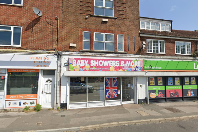 Retail premises to let in Millbrook Road West, Southampton