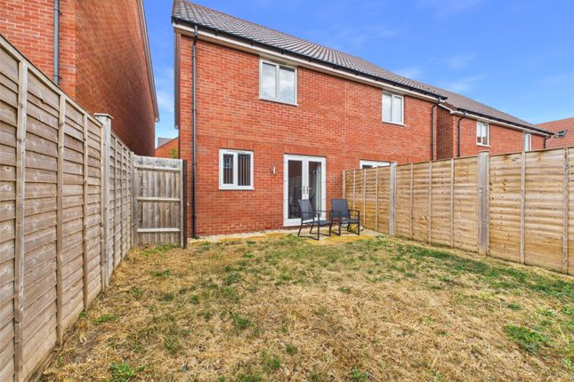 30, Cyril Cowley Close, Stonehouse photo 4