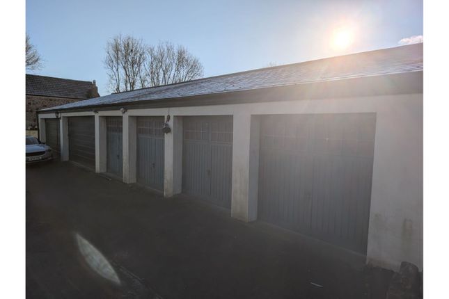 Studio house on The Garages, Long Fox Manor, 825 Bath Road, Bristol, £250,000