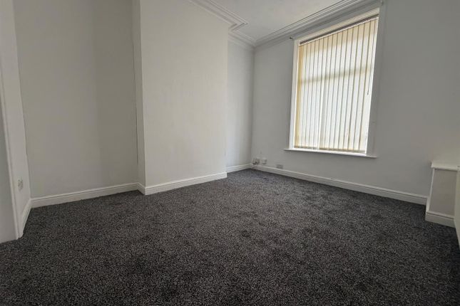 39, Greenway Street, Darwen photo 2