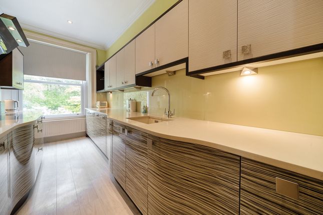 6, Wexham Place, Wexham photo 3