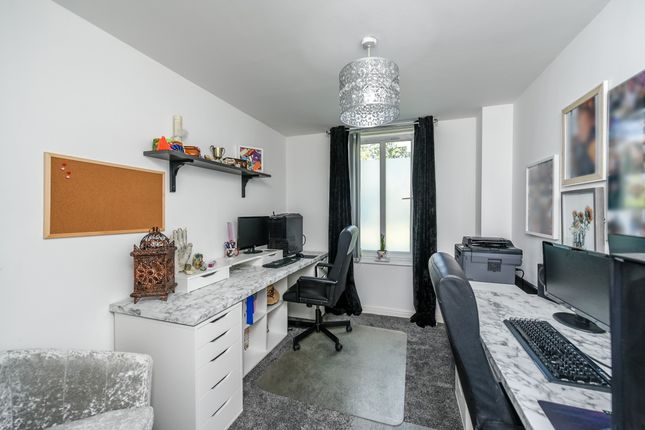 Flat for sale in Southport Road, Liverpool