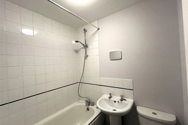 Flat 2 Wharf House,, Wharf Lane, Somerset photo 5