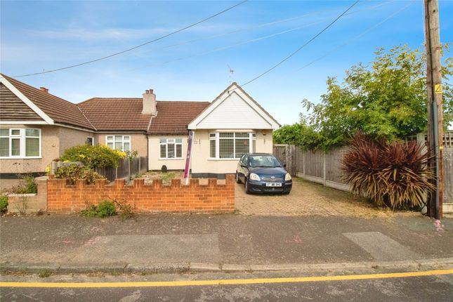 Thumbnail Bungalow for sale in Highfield Crescent, Rayleigh, Essex