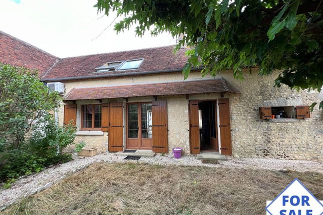 Thumbnail Detached house for sale in Mortagne-Au-Perche, Basse-Normandie, 61400, France