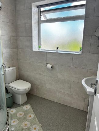 338, Wallisdown Road, Bournemouth photo 4