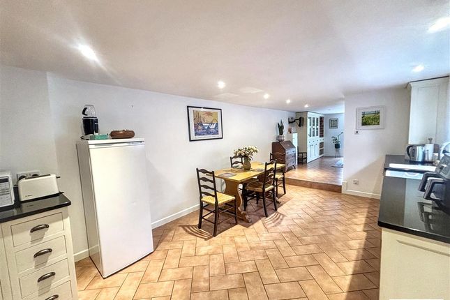 4, White Street, Topsham photo 2