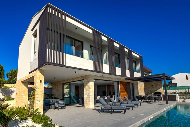Villa for sale in Apollon Avenue, Aphrodite Hills, Paphos, Cyprus
