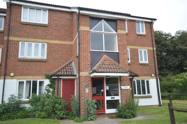Thumbnail Flat to rent in Pearce Manor, Chelmsford