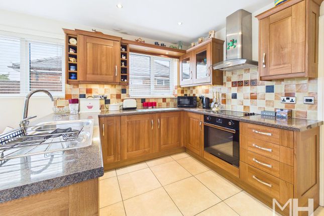 15, Newlands Avenue, Preston photo 5