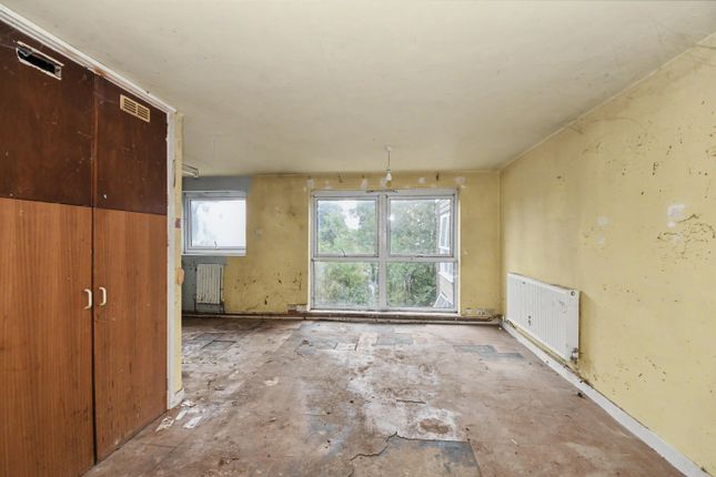 Flat 15, Hersham photo 4