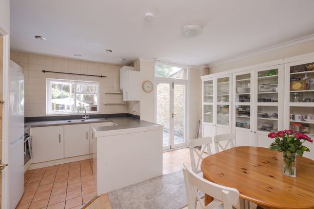 4, Durnsford Avenue, Southfields photo 4