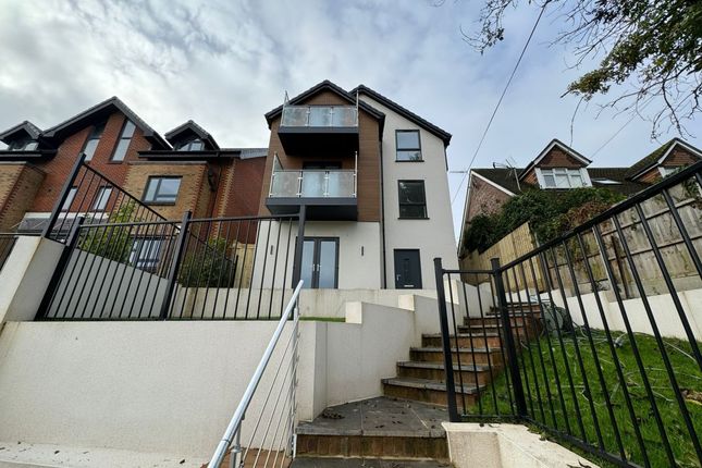 1-bed flat on Jee House , Flats 1-5, 140a, Kingsmead Road, High Wycombe, £275,000