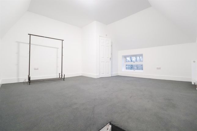 Flat to rent in London Road, Ryton On Dunsmore, Coventry