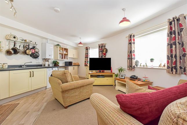 1, Olympian Way, Cullompton photo 2