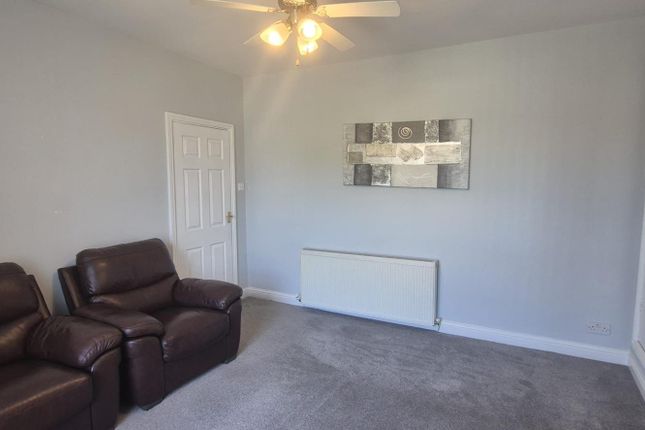 95b, Church Street, Littleborough photo 2