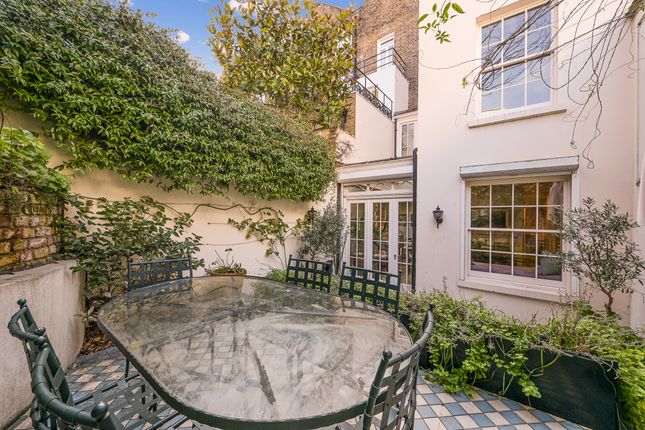 South, South Eaton Place, London photo 4