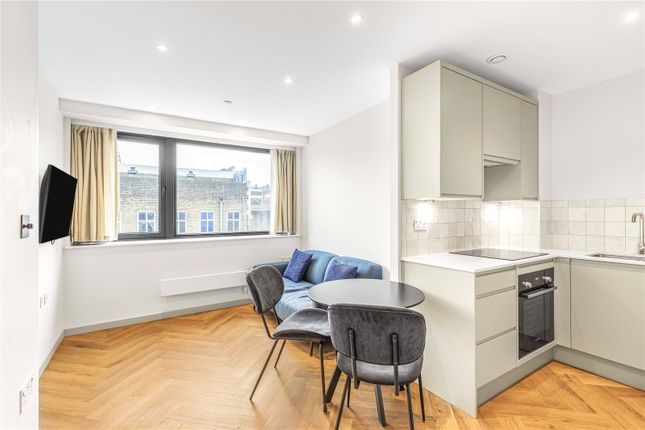 Detached house to rent in Alexandra Road, London