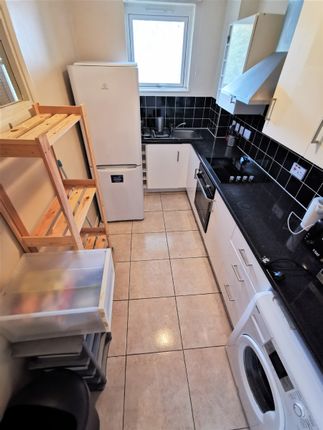 Flat to rent in Phoenix Court, St Pancras