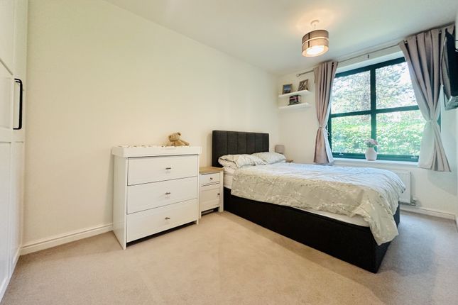 5 Lorica House, Fleet Mill,, Minley Road, Hampshire photo 4
