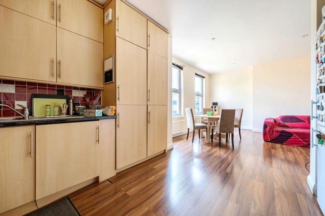 Eden House, 974, High Road, LONDON photo 3