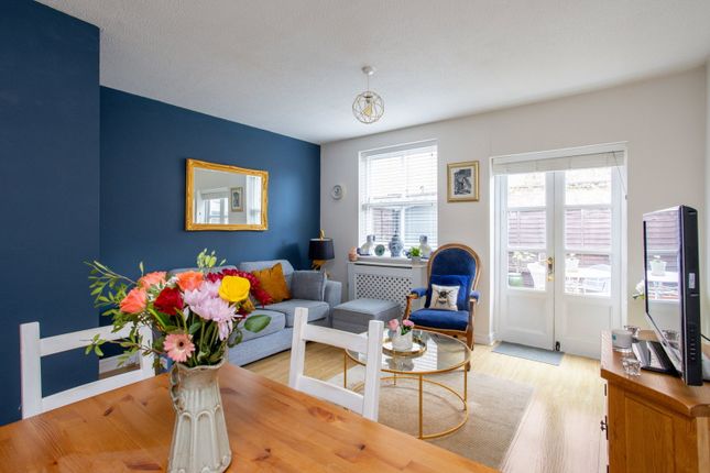 Bellingham Close, Thirsk photo 4