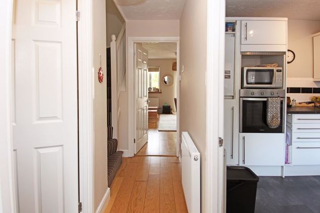 31, Ellis Peters Drive, Telford photo 3