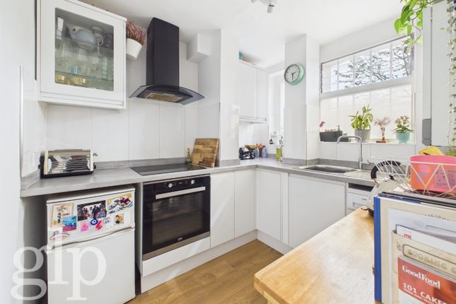Flat 160, Sinclair House, London photo 2