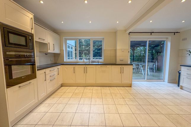43, Woodpond Avenue, Hockley photo 4