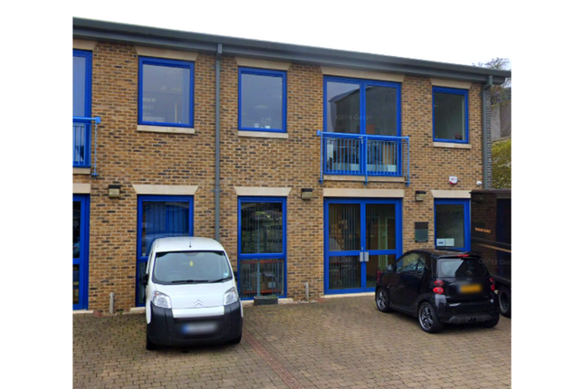 Office to let in Bounds Green Industrial Estate, London