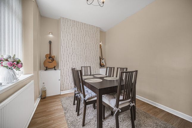 33, Lower Francis Street, Caerphilly photo 3