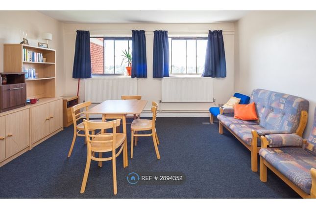 Hambledon Court, Burrow Road East Dulwich, London photo 4