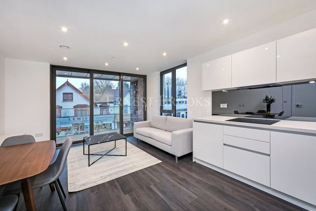Thumbnail Flat to rent in Kempton House, 122 High Street, Staines-Upon-Thames